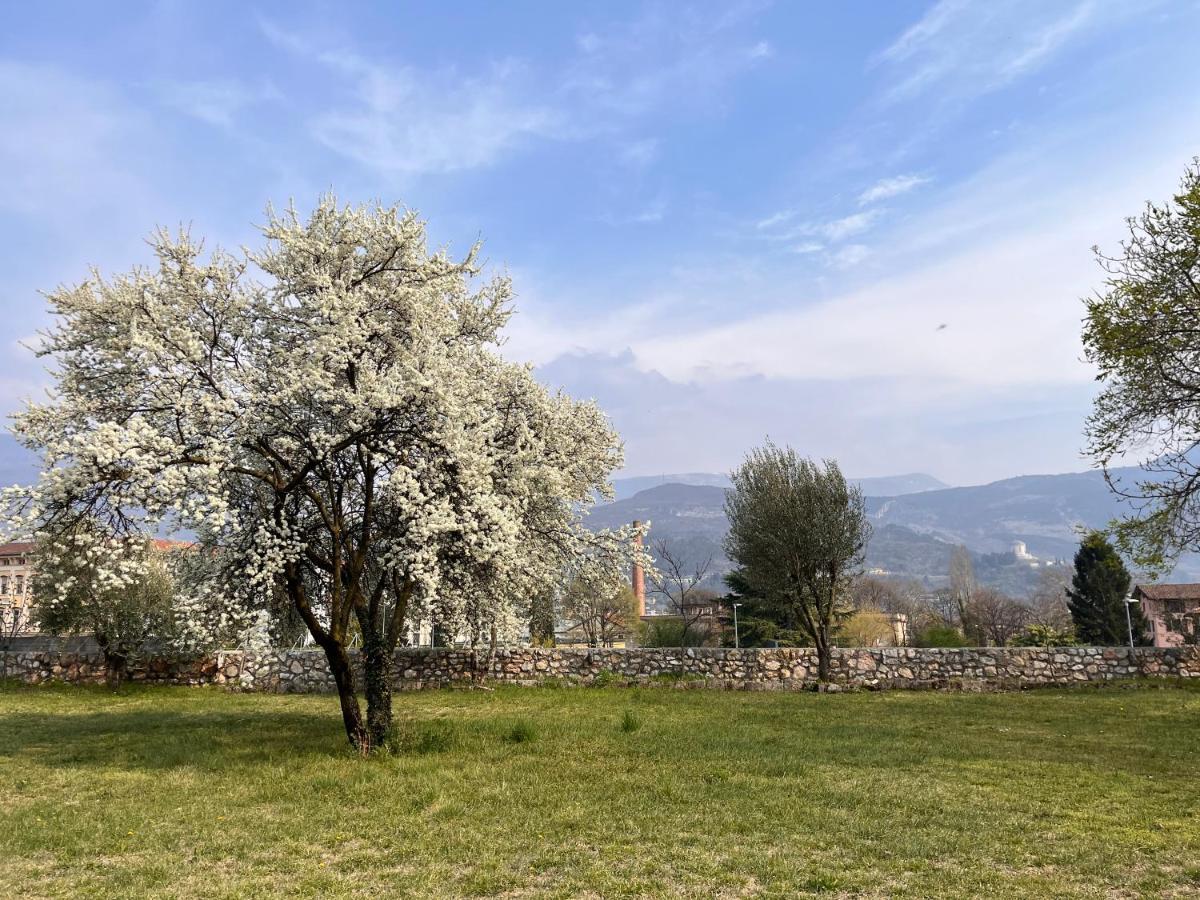 Colle Ameno Room And Breakfast Rovereto  Exterior foto