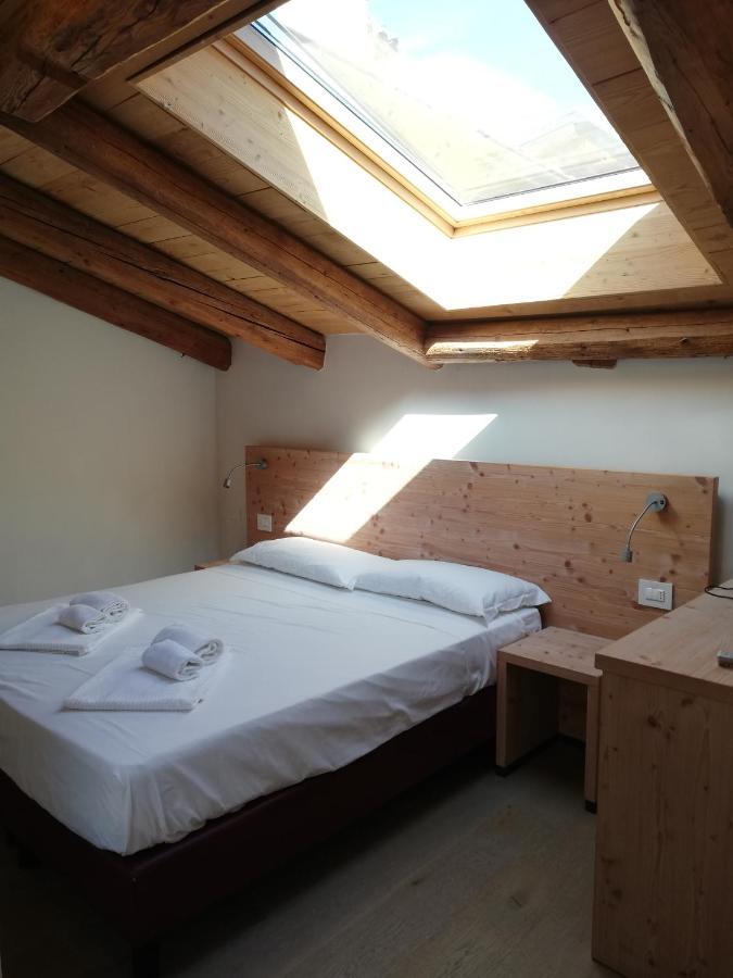 Colle Ameno Room And Breakfast Rovereto  Exterior foto