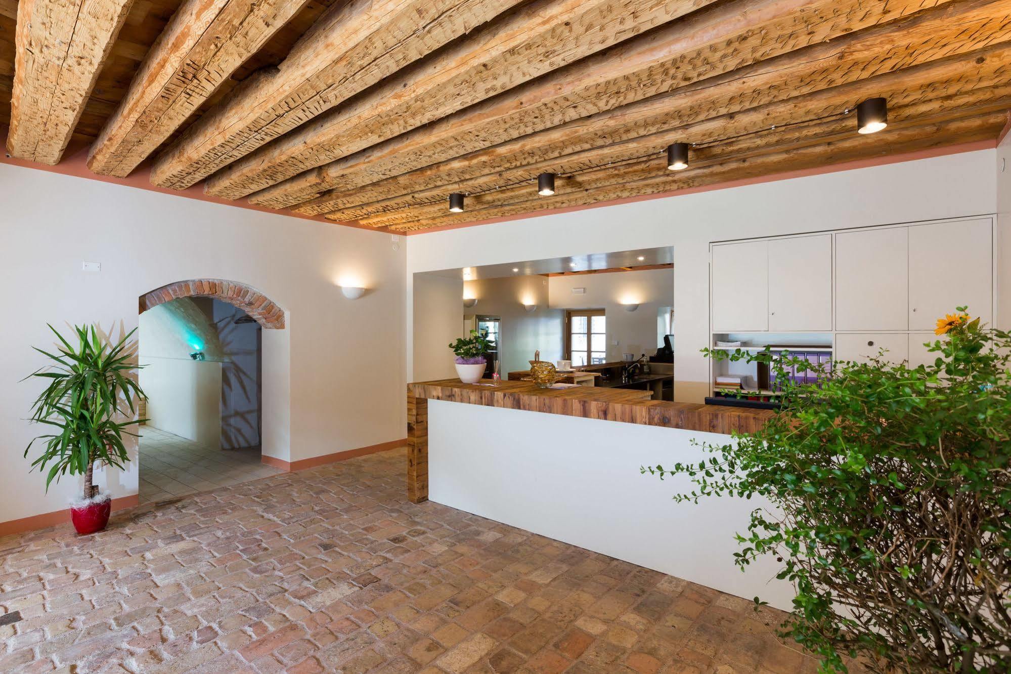 Colle Ameno Room And Breakfast Rovereto  Exterior foto